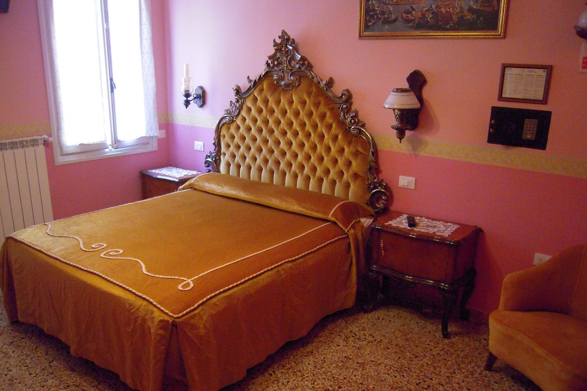 DOGE MANY INFORMATION WIFI CLOSE TRAIN&AIRPORT gallery image 5