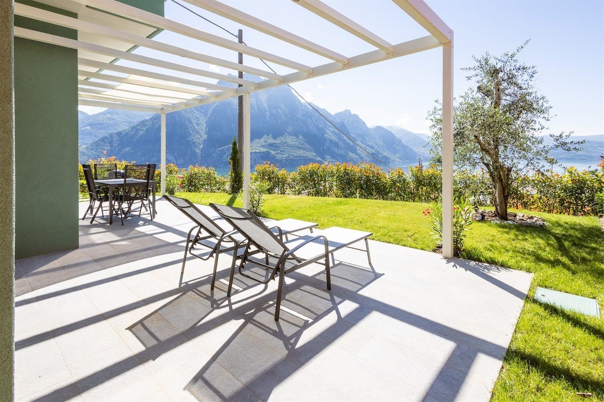 IseoLakeRental – Villa ParadISEO gallery image 4