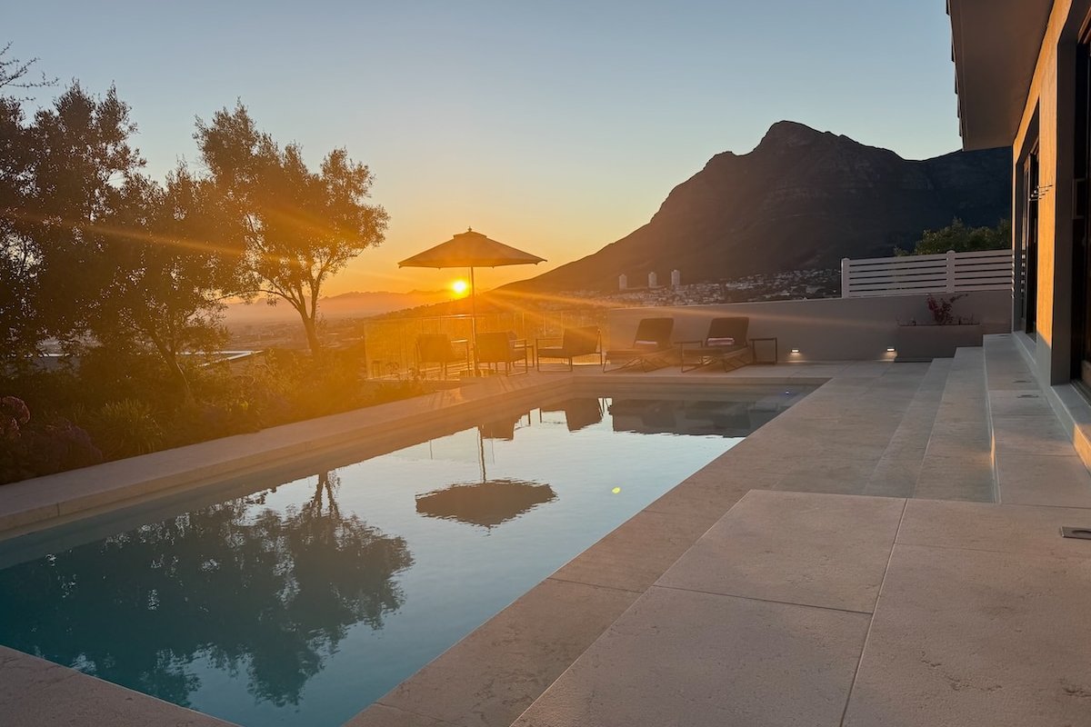 Luxury Villa with City & Ocean views, Pool & Sauna gallery image 2