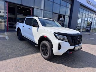 NISSAN NAVARA 2.5DDTI PRO-4X 4X4  for Sale in South Africa