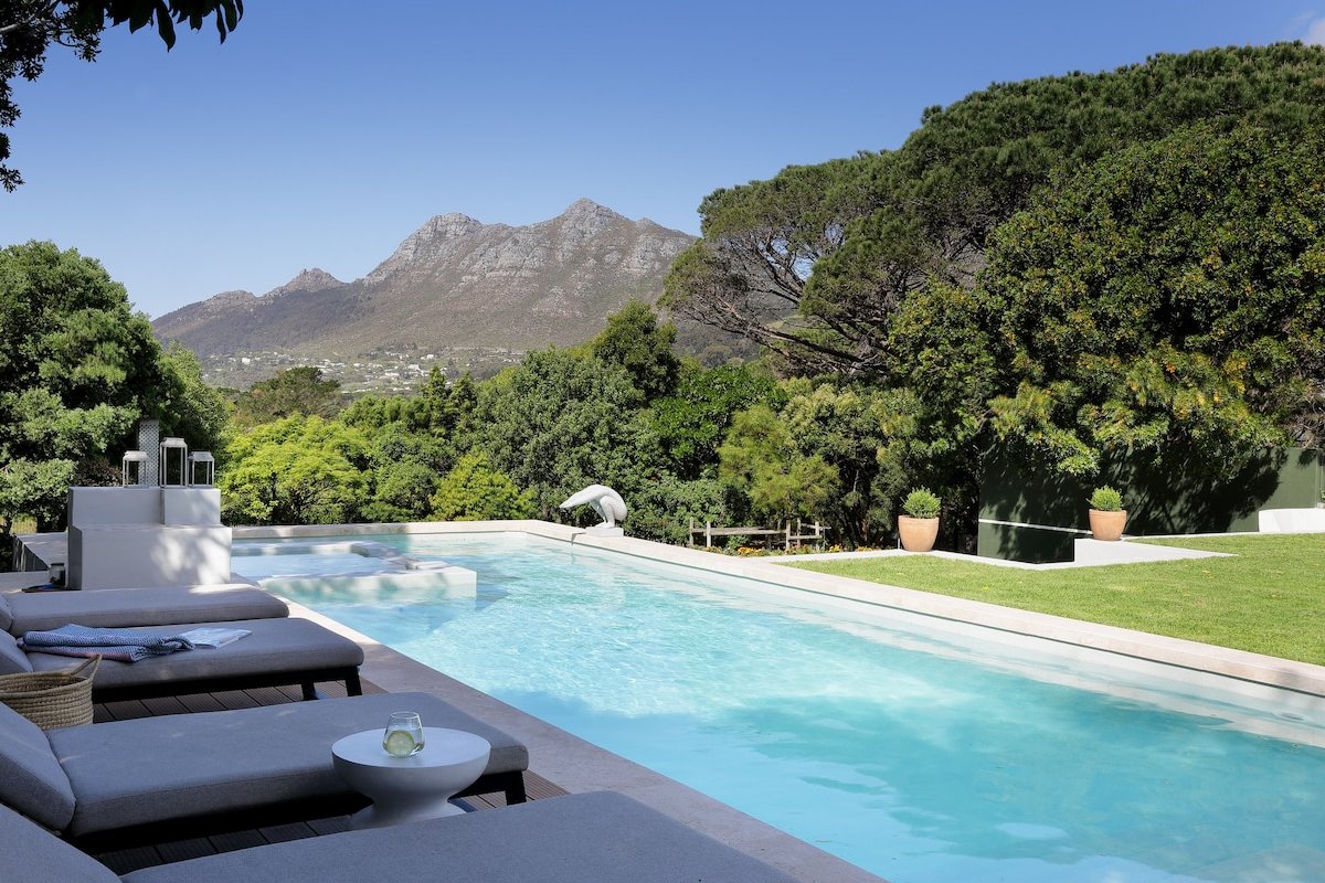 Ultimate multi gen family home! gallery image 3