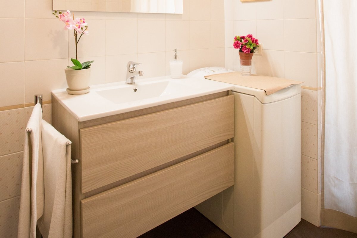 Heart of Rome – Polacchi 42 Apartment gallery image 5