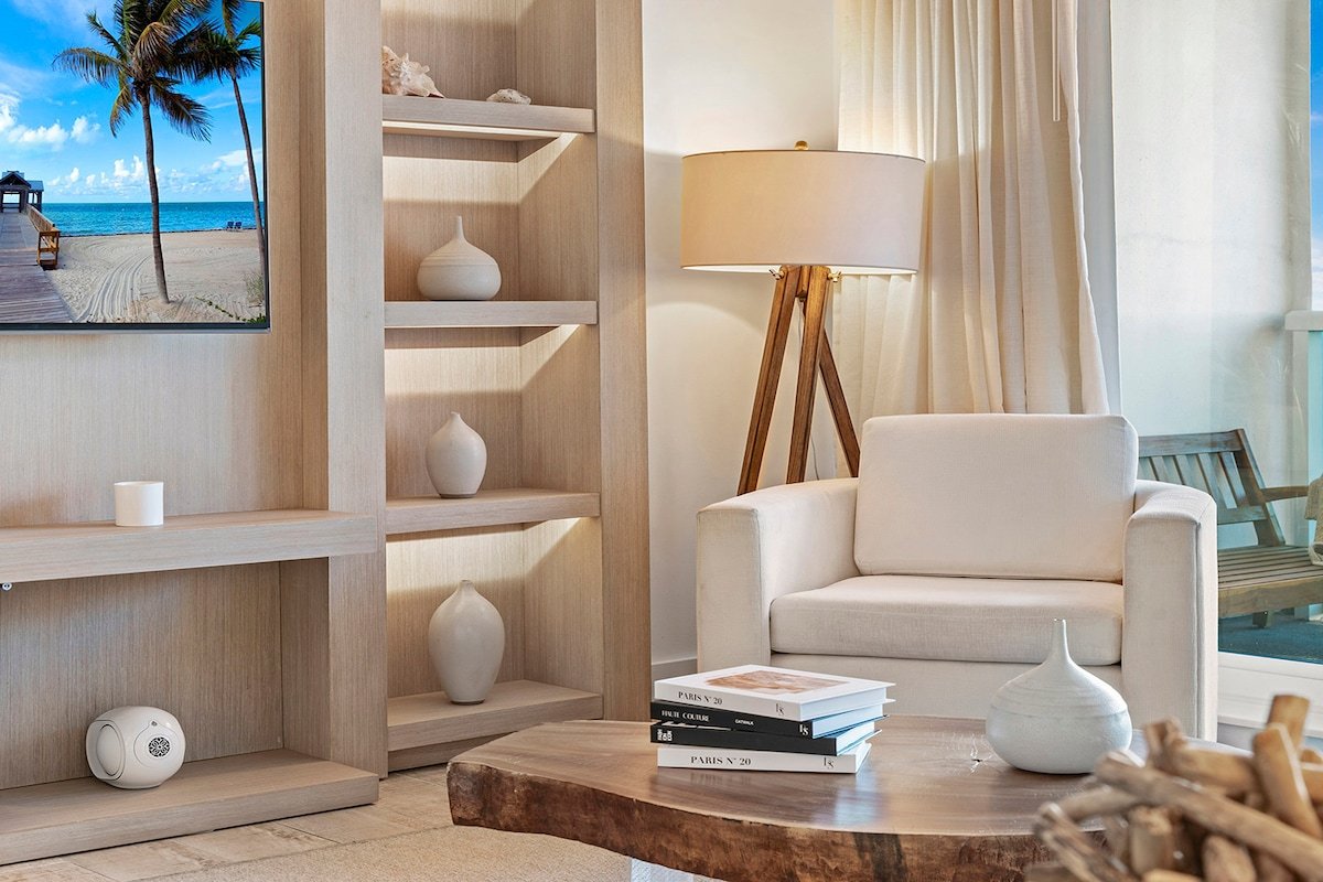 Luxurious Private Condo at 1 Hotel & Homes -945 gallery image 5