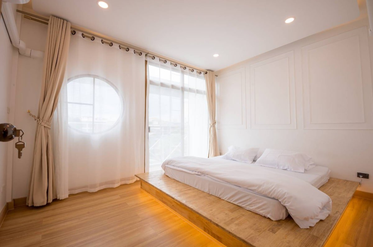 20PAX 5minARL 5Floors 6BR House gallery image 4