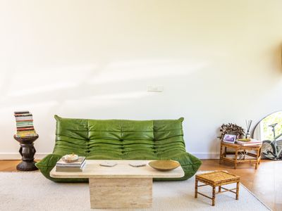 Historic canal-side apartment in Central Amsterdam