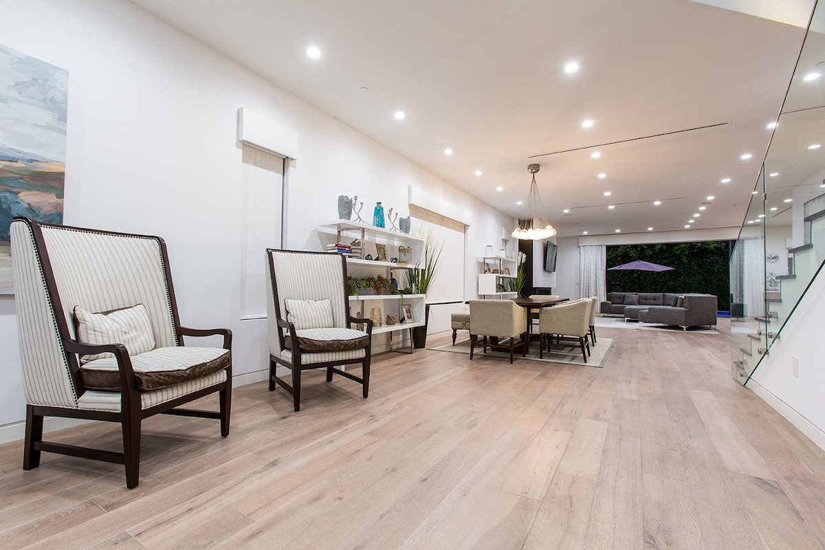 modern Villa West Hollywood C gallery image 5