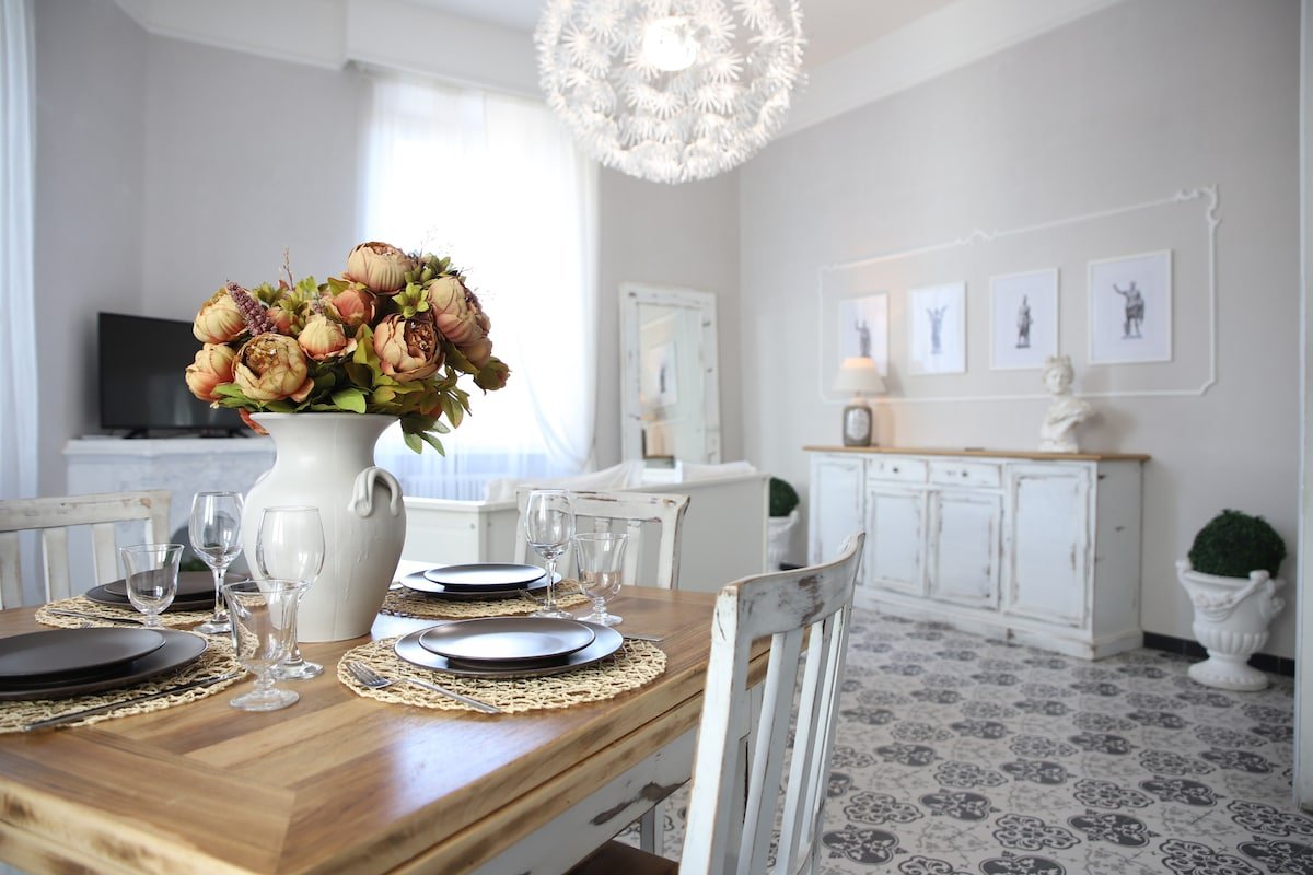 TREVI FOUNTAIN Deluxe – Your Italian Holidays gallery image 3