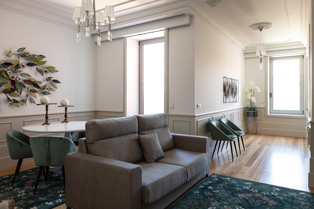 Deluxe Classic Apartment gallery image 2