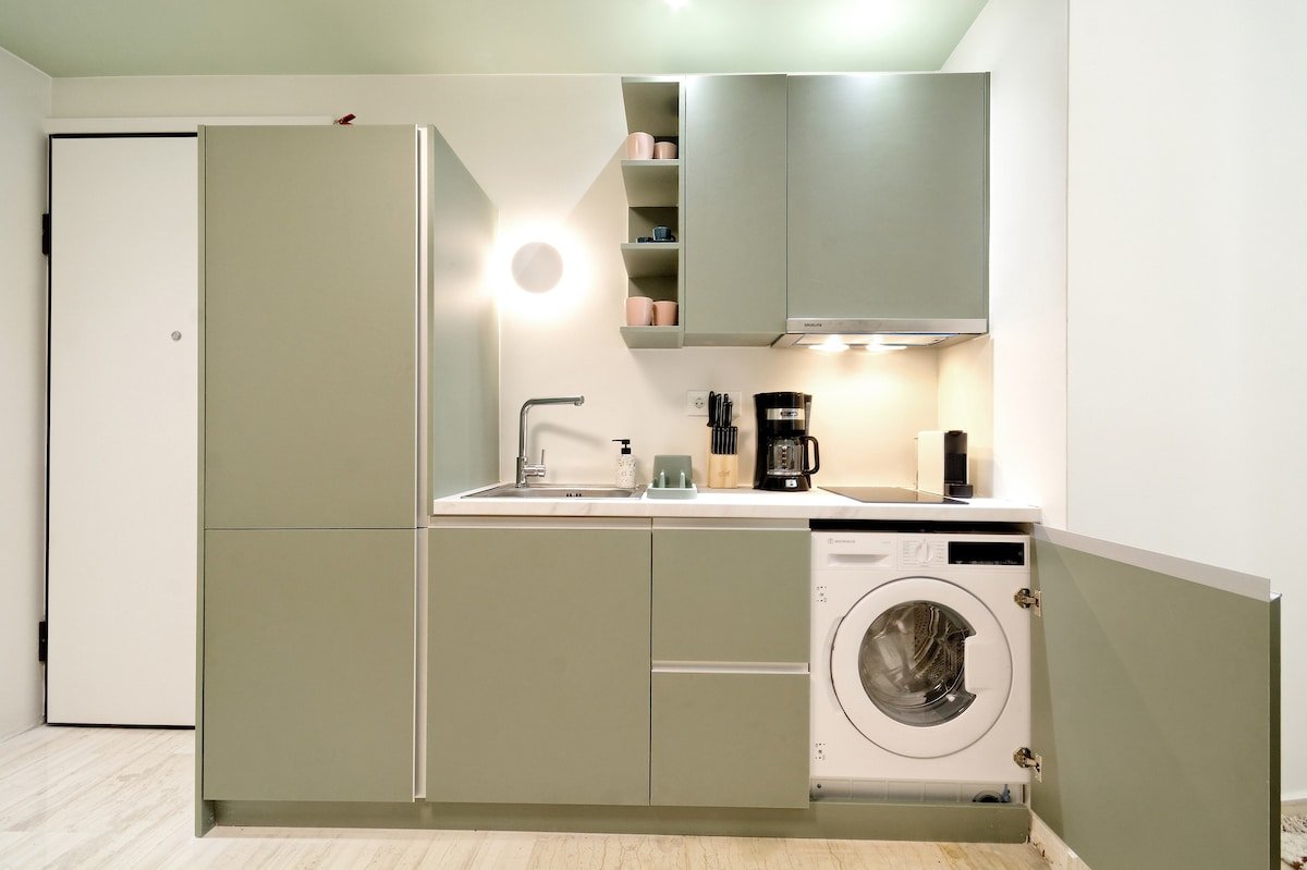 The Ark Athens – Duplex Flat W/ Gym & Rooftop gallery image 3