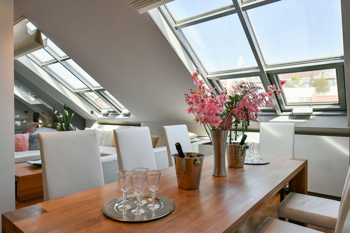 Luxury Central Welness Penthouse gallery image 5