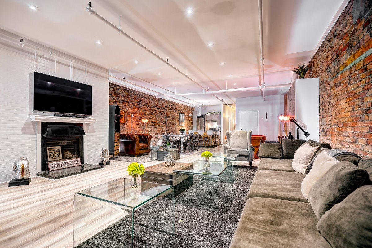 Classy Loft Central Old Montreal 3 bedrooms 3 bath