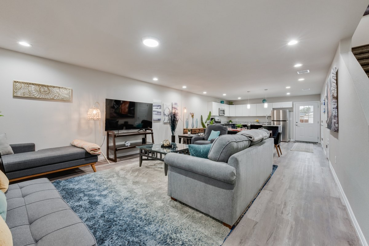 Luxurious River Home near Lockheed /FW Stockyards