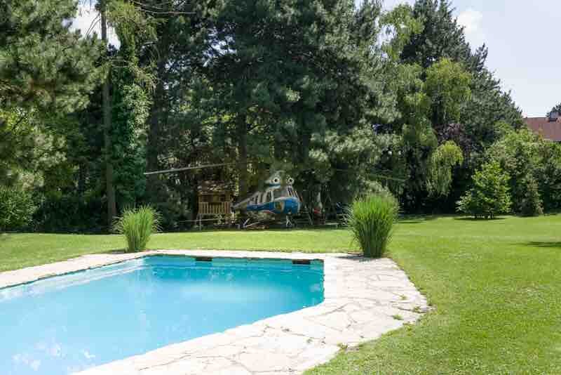 Lux Villa in Grinzing with park and Helikopter! gallery image 4