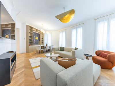 Luxury Rivoli 4 Bed 3.5 Bath by Hotel de Ville/BHV