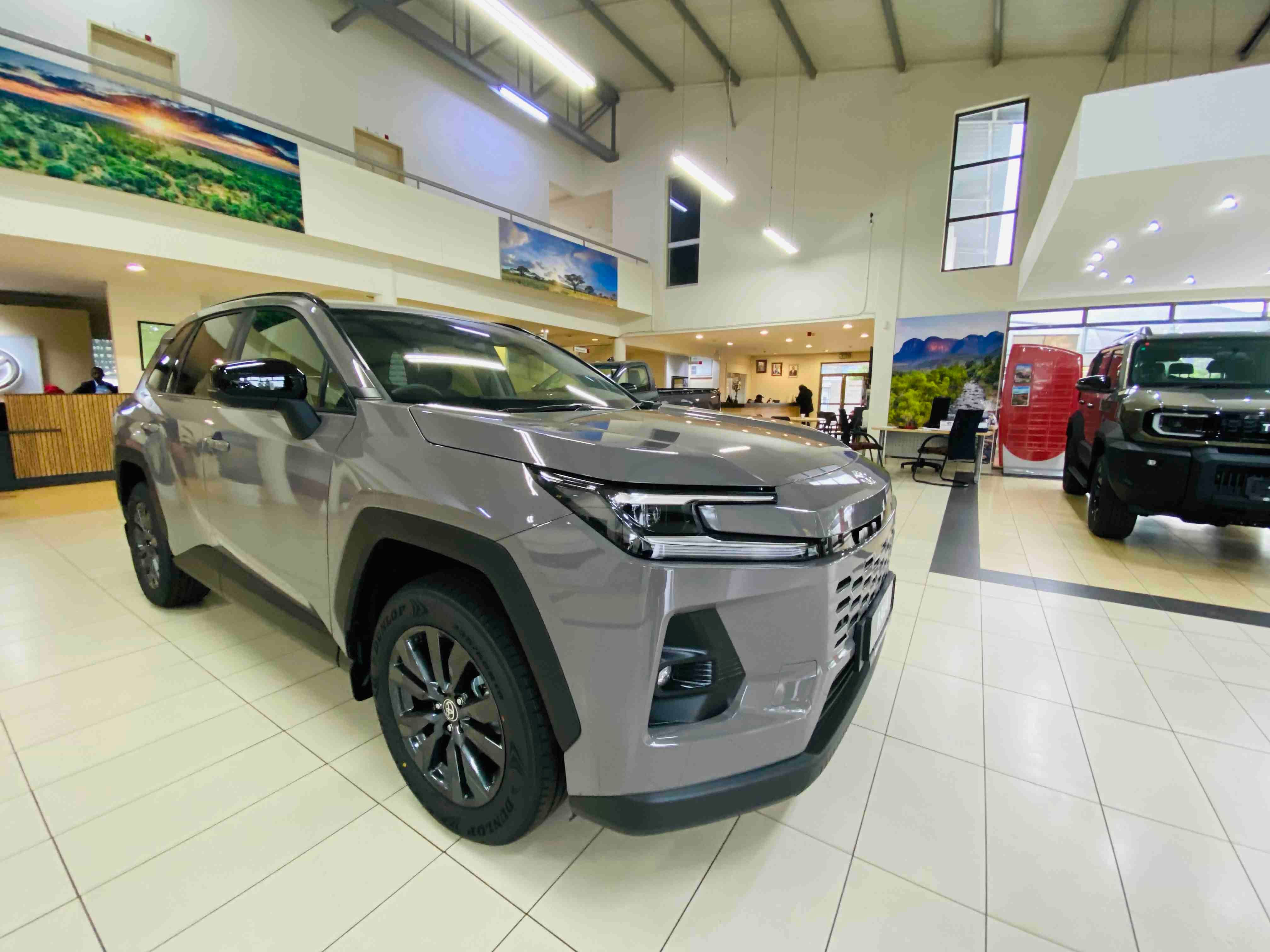 TOYOTA RAV4 2.5 GX HYBRID CVT E-FOUR for Sale in South Africa