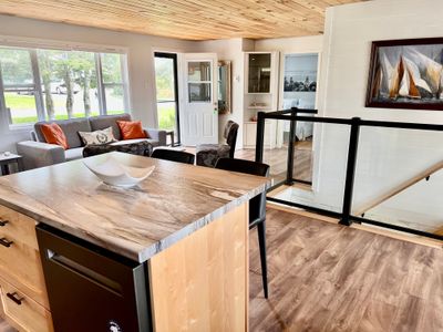 Welcome to Seagrape Cottage