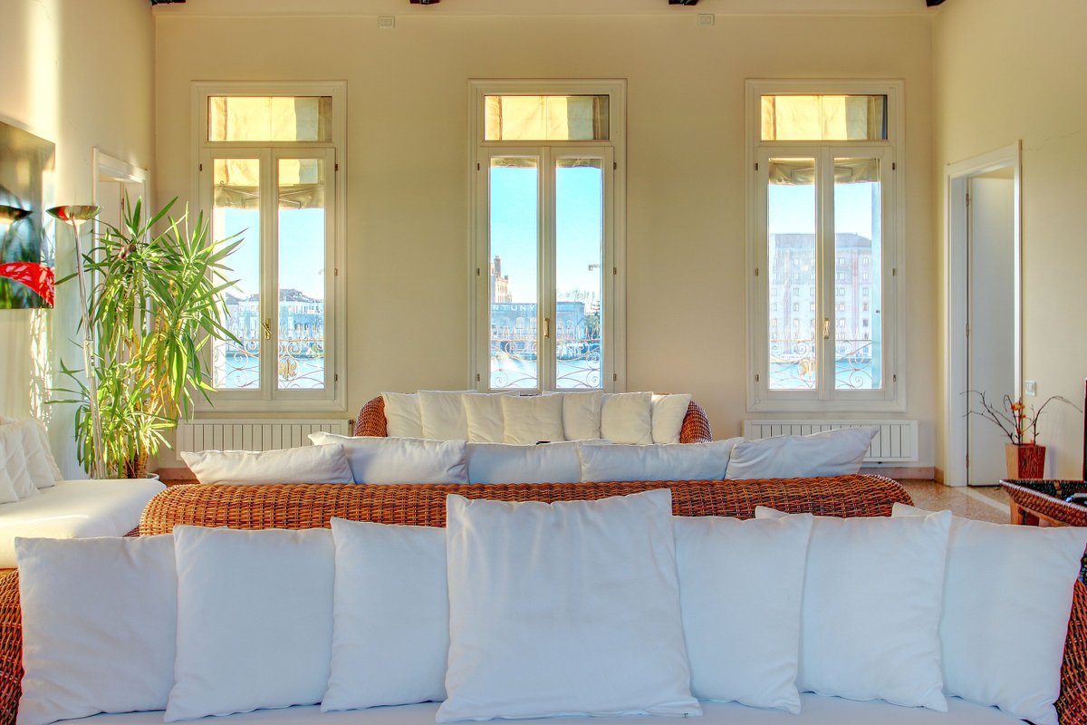 PATRIZIO~panoramic~canal~view