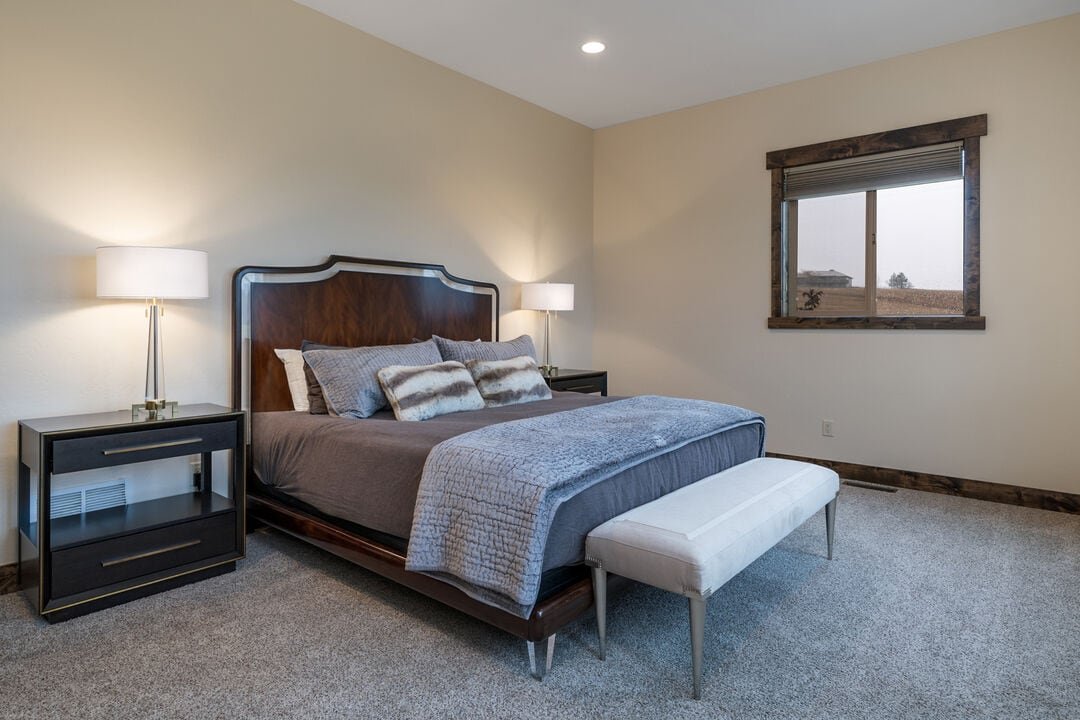 New! Private Hot Tub, and Stunning Views gallery image 3