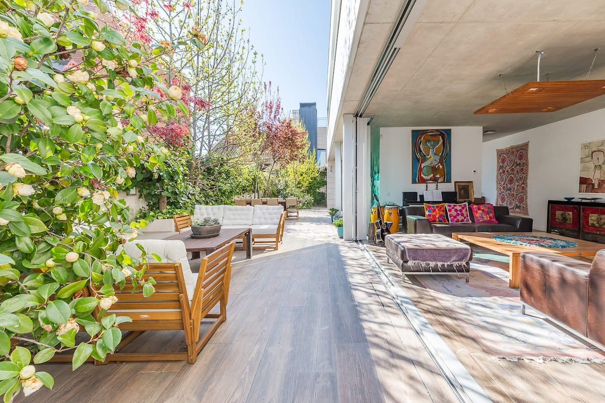 Spectacular design house gallery image 2