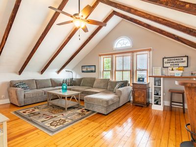 ★Entire House In Downtown Newport★5 BDRM★Parking★