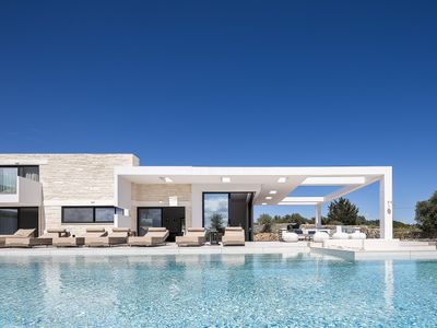 Villa Terra – Where Silence Meets the Sky