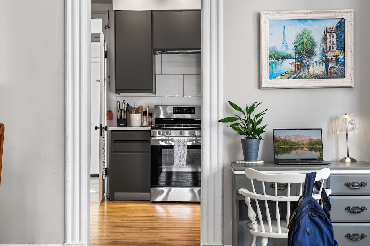 SoBo 3BR | Historic Charm + Modern Luxury Home gallery image 3