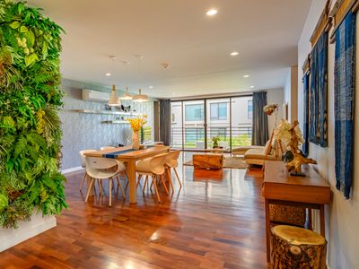 Benviar – Three Bedroom Suite(225 Sqm) @Chitlom