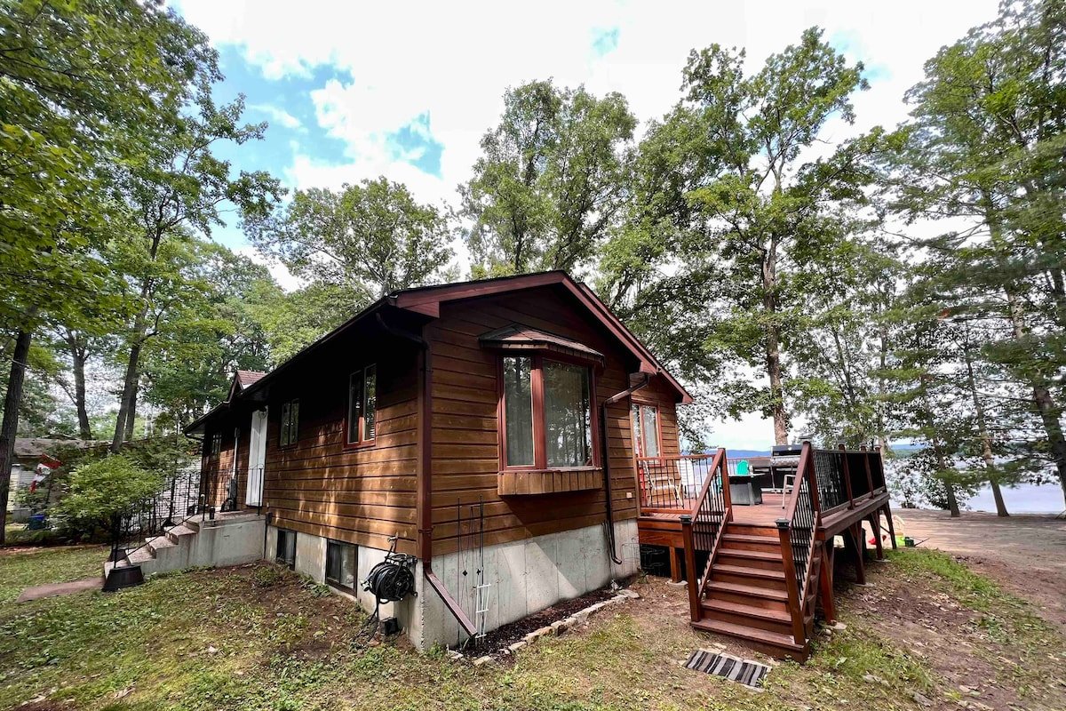 Cozy Cabin – 30 minutes from Ottawa gallery image 5