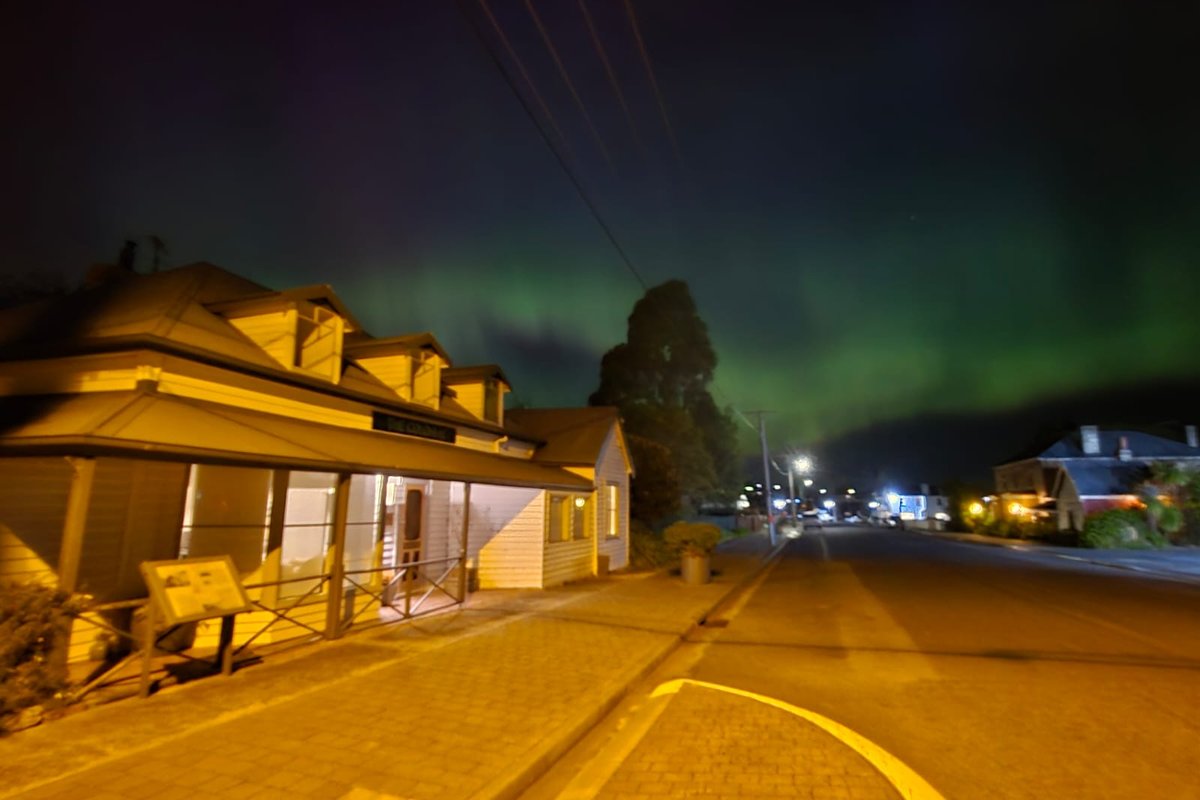 The Colonial – Whole Home