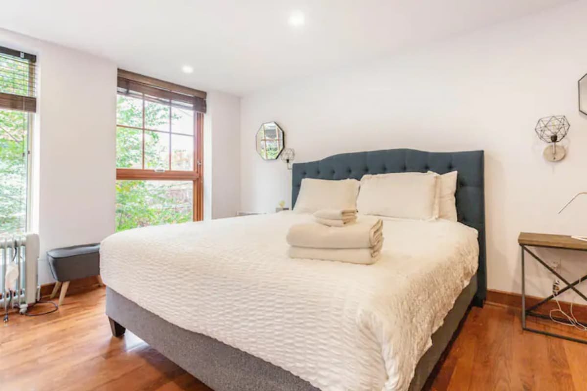 The Ultimate Plateau Retreat – 10BR Sleeps 24 gallery image 5