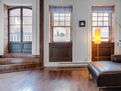 SJ101 – Les Lofts St-Jo – Par Les Lofts Vieux-QC