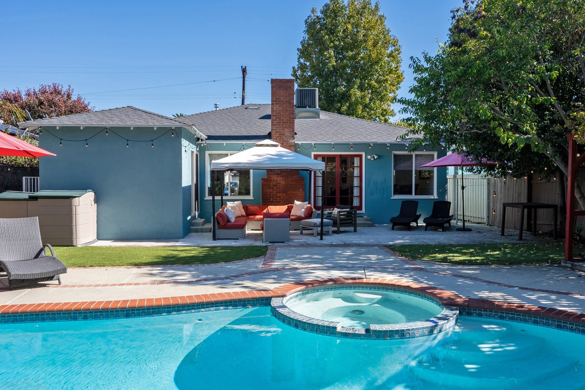 Charming 3BR Studio City Home with Pool & Backyard