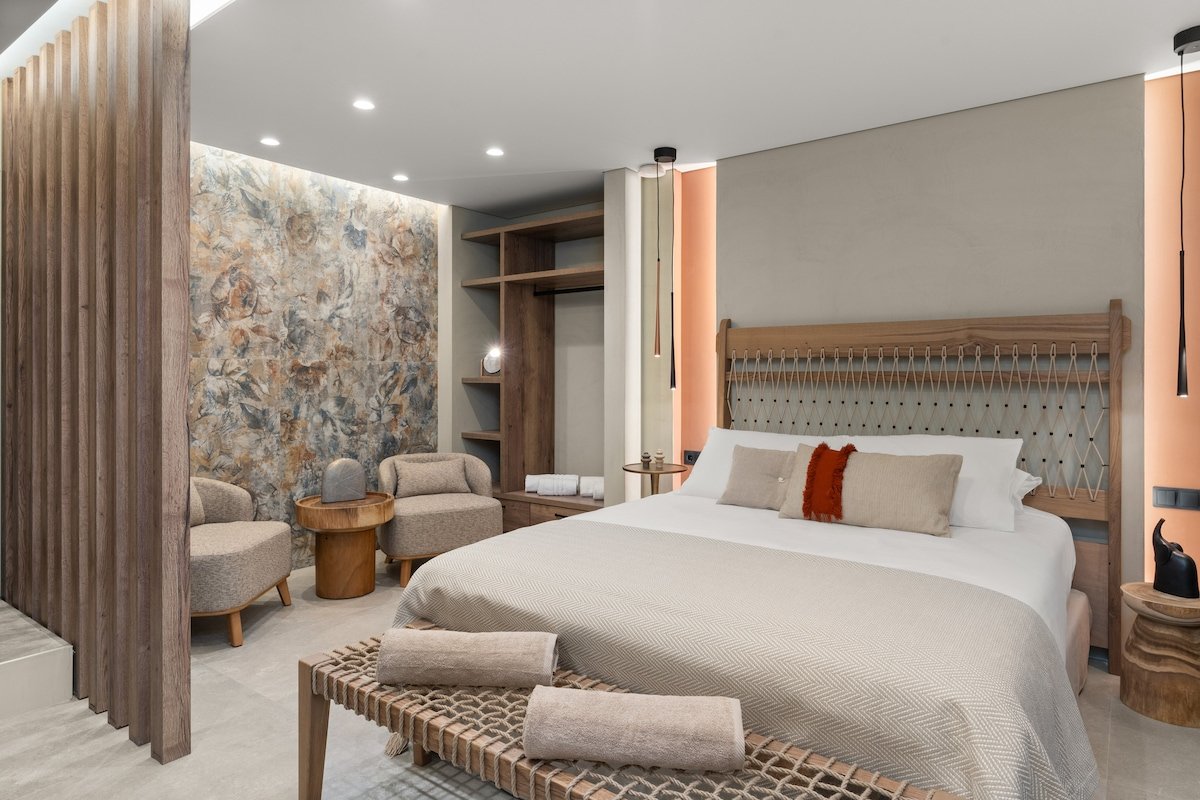 2 Hot Hub * 2 Bdr Ester Acropolis Penthouse gallery image 3