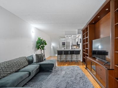 Modern Spacious 3BR 2BTH APT in Manhattan