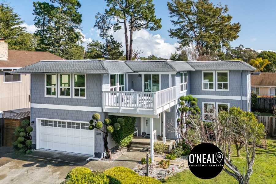 Spacious House in Walking Distance to the Beach gallery image 2