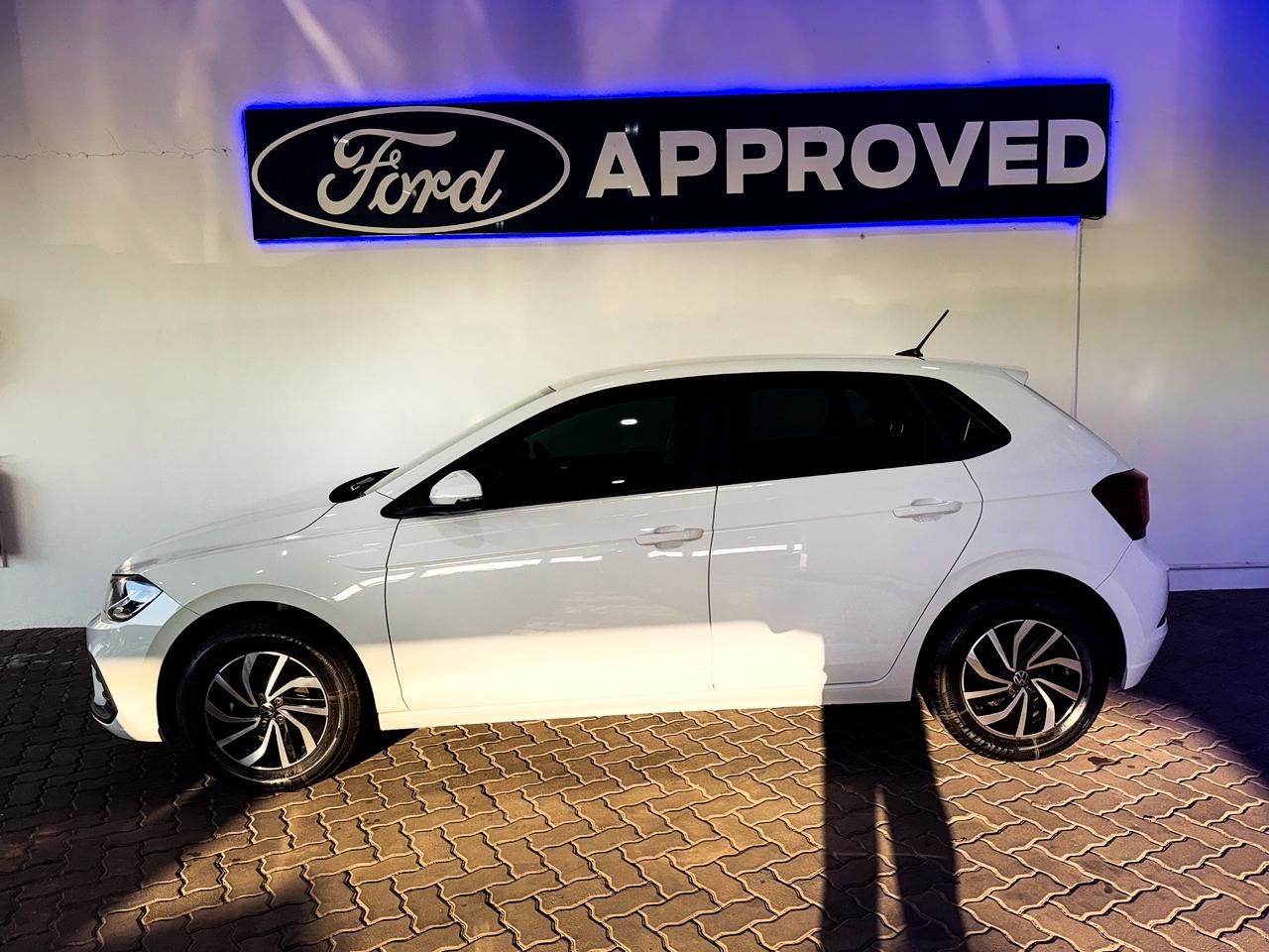 Used car gallery