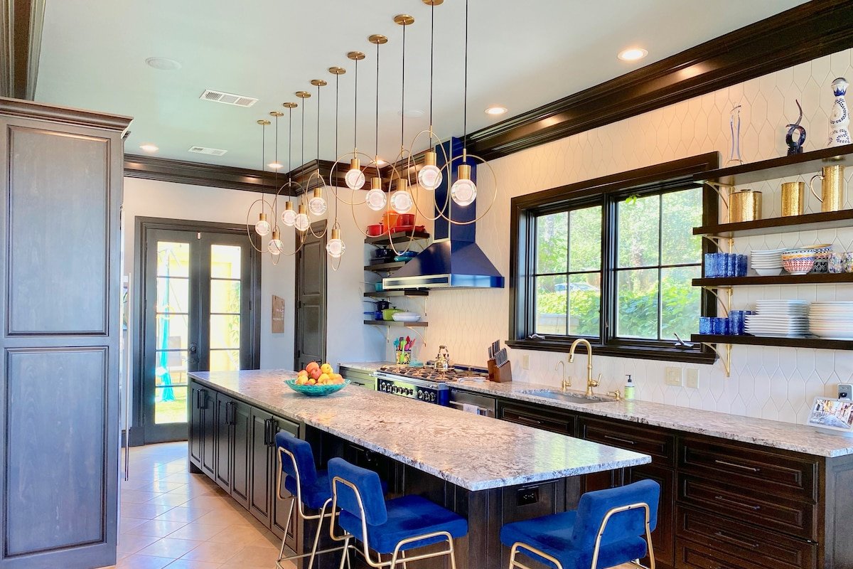 Luxury South Congress Villa with heated pool/spa gallery image 4