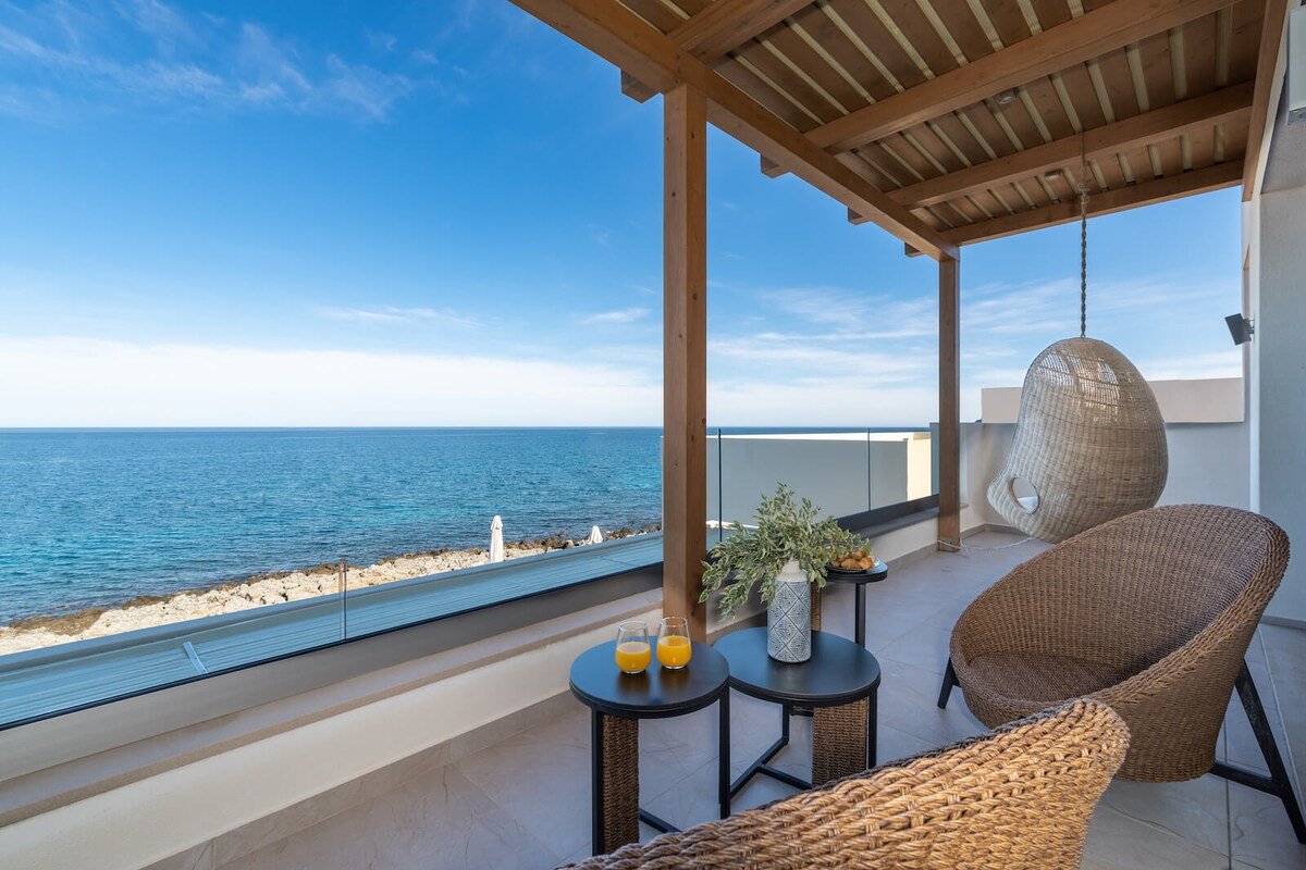 Villa Tamara, 5 bedrooms, pool, 4.5 bathrooms gallery image 5