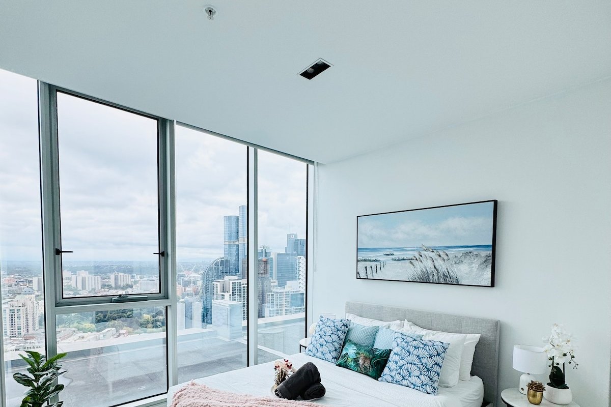 Stunning260°SKYHIGH&MountainVIEW#4BR2B#FreeParking gallery image 4