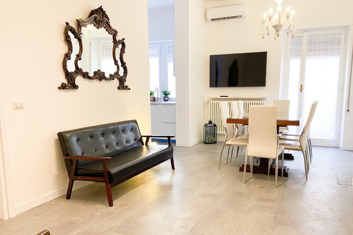 Trastevere: Exclusive 2 Apartments 8 Bedrooms gallery image 3