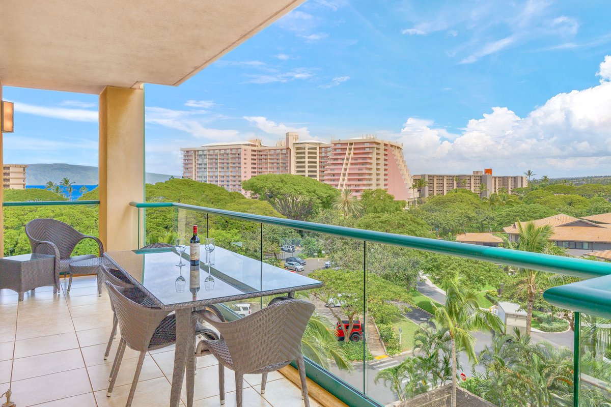 Maui Resort Rentals: Honua Kai Konea 632