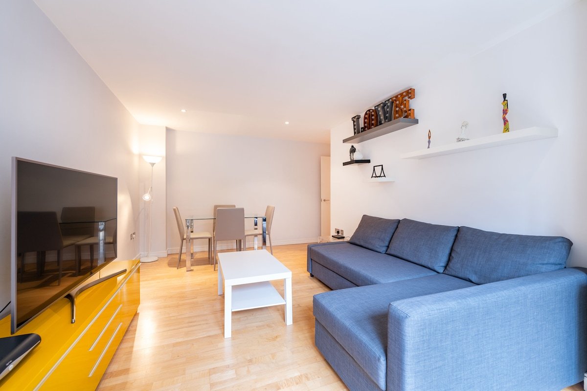 Prince William Gem gallery image 3