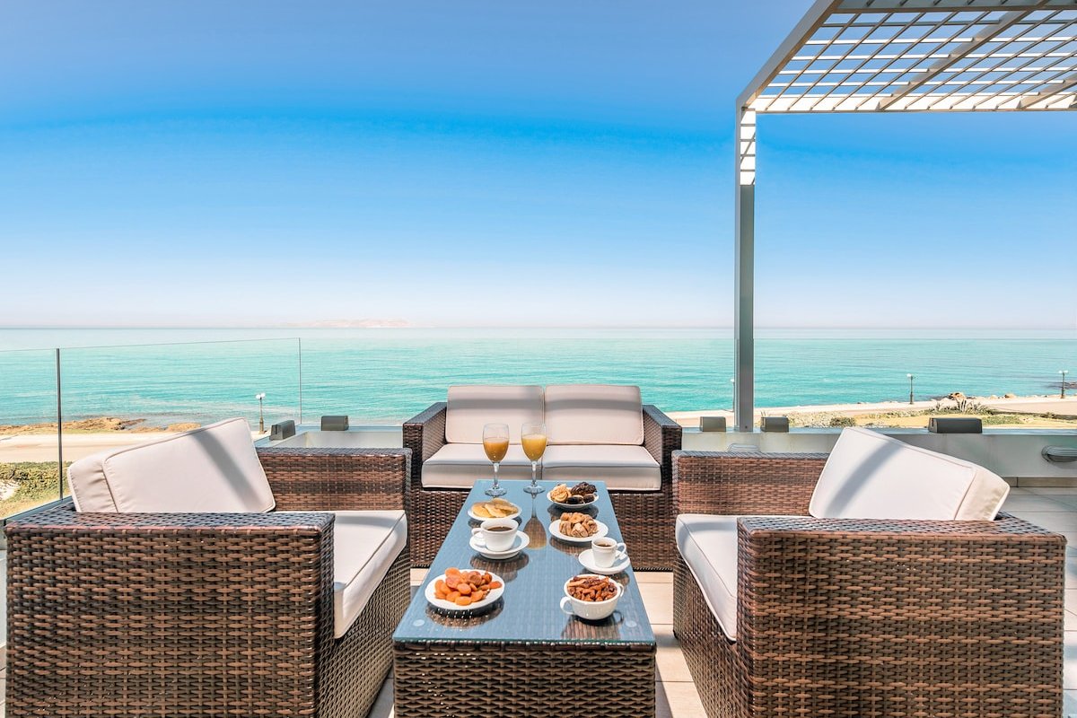 Aphrodite beachfront villa – on the Waves gallery image 3