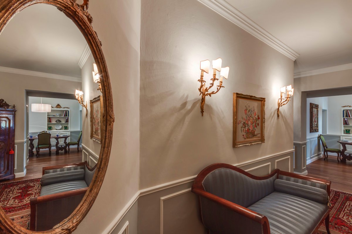 BEAUTIFUL AND ELEGANT APARTMENT