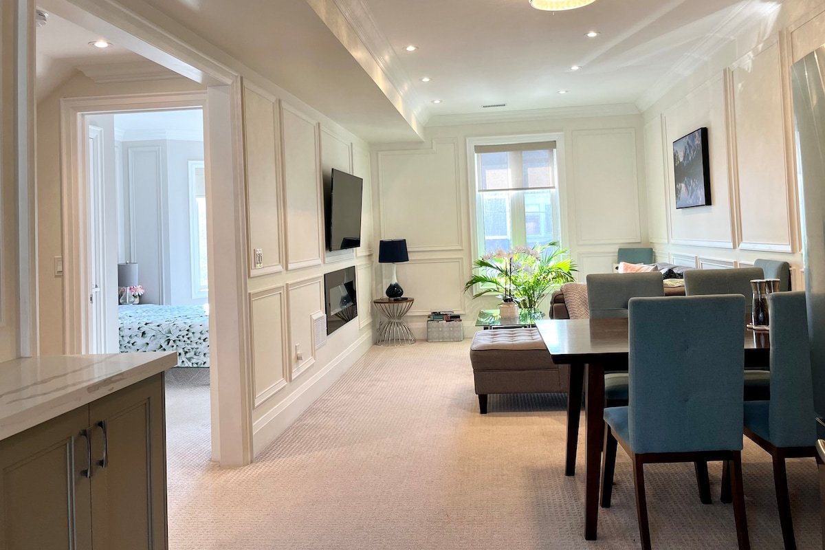 Comfortable Three Bedroom Home , Trinity Bellwoods gallery image 4