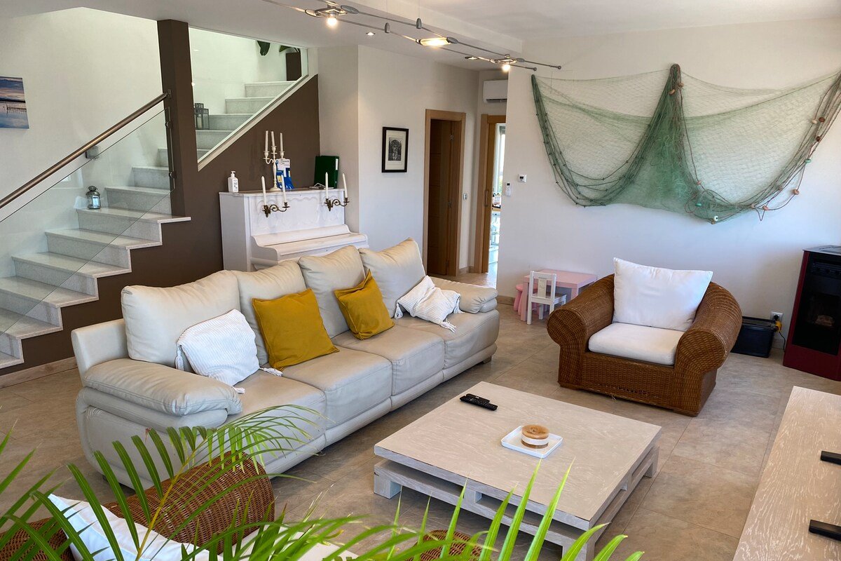 Angeiras Beach House – Porto – Villa by the Sea gallery image 4