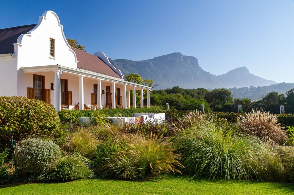 Photo 2 of Le Marais Villa accommodation in Constantia, Cape Town with 5 bedrooms and 5 bathrooms