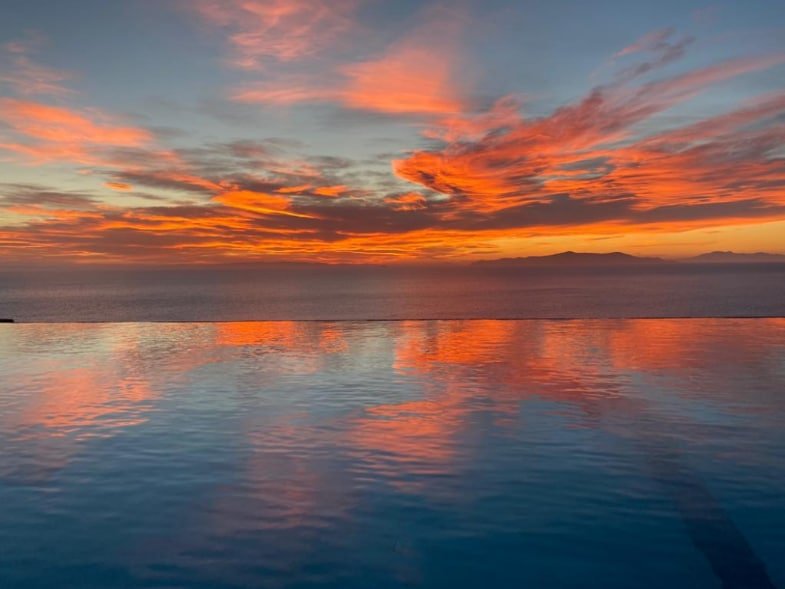 Villa Delfini, beachfront, best 2-16 guests, Syros gallery image 3