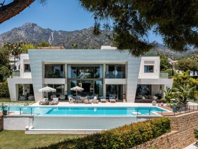 Sierra Blanca 6BR Villa, Indoor Pool, Spa & Gym