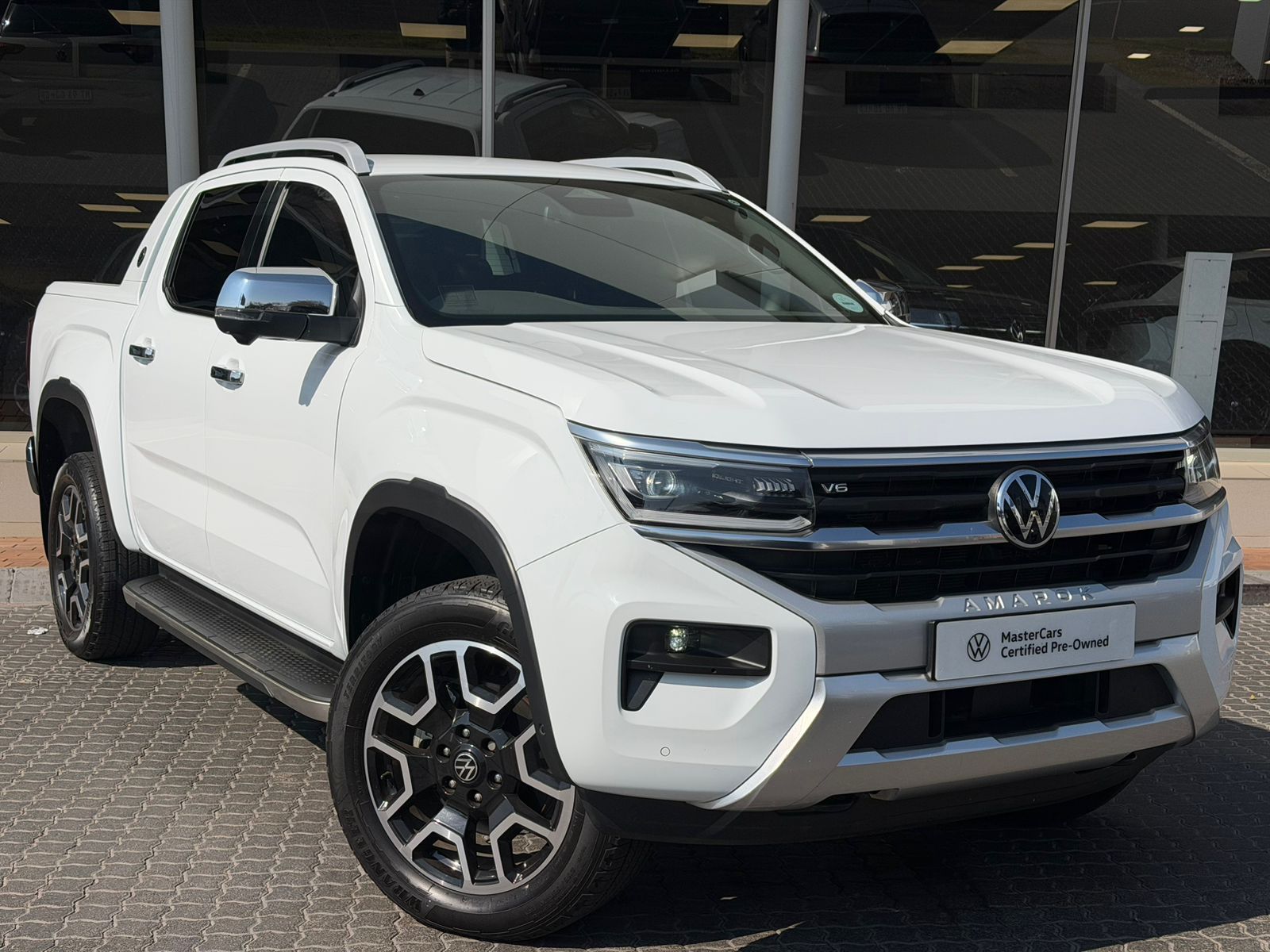 VOLKSWAGEN AMAROK 3.0TDI V6 184KW 4MOT AVENTURA  for Sale in South Africa